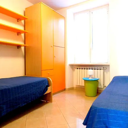 Casa In Via Garibaldi! Apartment Levanto